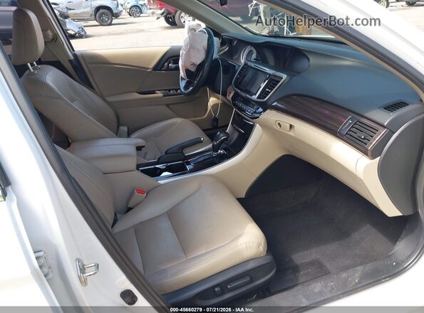 1HGCR3F90GA018885 2016 HONDA ACCORD White Widok wnętrza z przodu