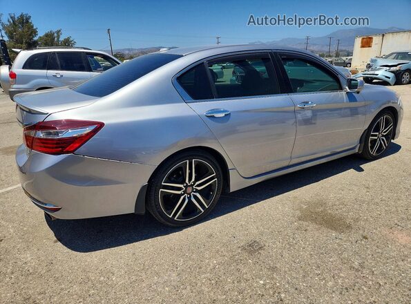 1HGCR3F90GA026596 2016 HONDA ACCORD Silver Rear right
