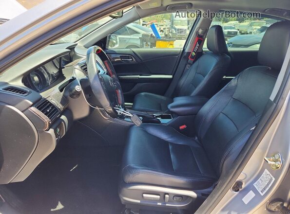 1HGCR3F90GA026596 2016 HONDA ACCORD Silver Front interior view