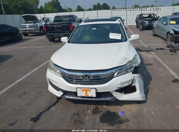1HGCR3F92GA027734 2016 HONDA ACCORD Белый Вид щитка приборов