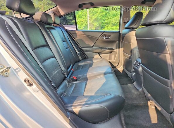 1HGCR3F93HA026349 2017 HONDA ACCORD Gray Widok tylnych siedzeń