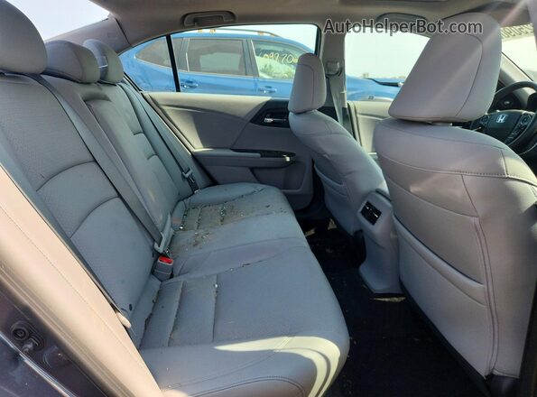1HGCR3F95HA020116 2017 HONDA ACCORD Charcoal Vista de los asientos traseros
