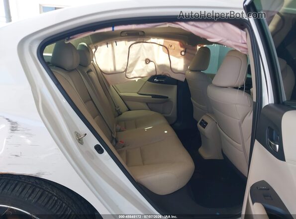 1HGCR3F95HA026739 2017 HONDA ACCORD White Вид наклейки з VIN-кодом