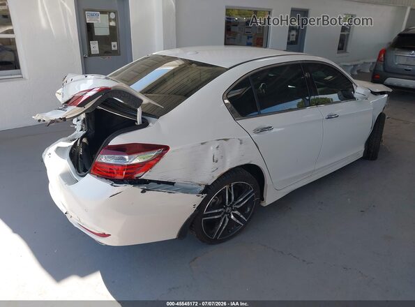 1HGCR3F95HA026739 2017 HONDA ACCORD White Задня права чверть