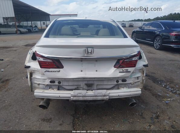 1HGCR3F95HA042004 2017 HONDA ACCORD Белый Вид спереди