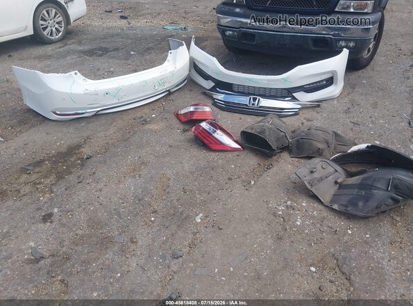 1HGCR3F95HA042004 2017 HONDA ACCORD Белый Вид щитка приборов