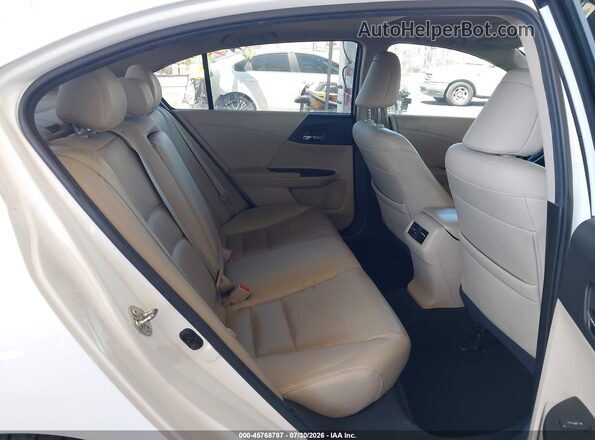 1HGCR3F97GA011190 2016 HONDA ACCORD White Вид наклейки з VIN-кодом