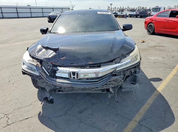 1HGCR3F9XHA004638 2017 HONDA ACCORD Black Widok z przodu