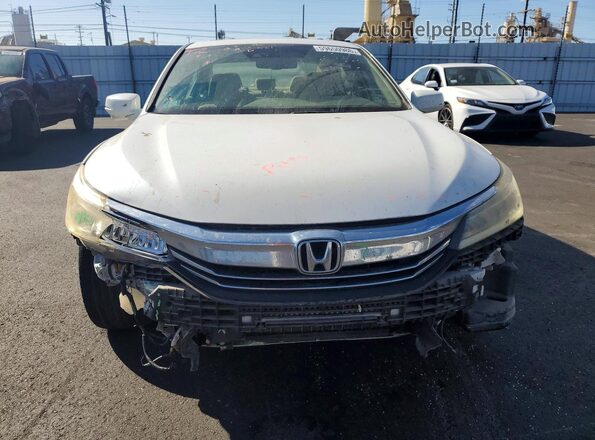 1HGCR3F9XHA007541 2017 HONDA ACCORD White Vista frontal