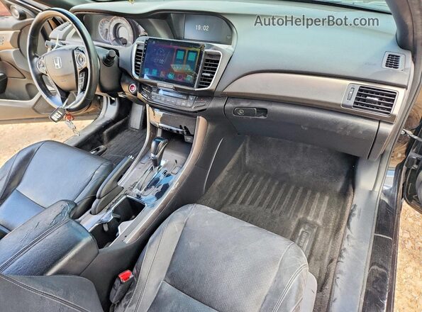 1HGCT1B61GA012093 2016 HONDA ACCORD Black Vista del salpicadero