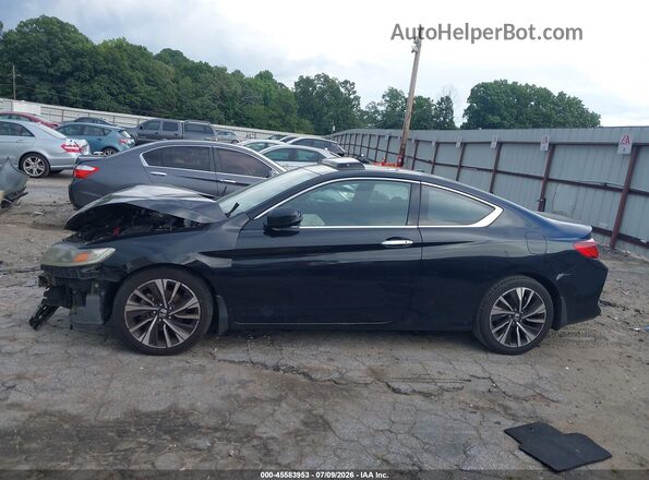 1HGCT1B73HA003096 2017 HONDA ACCORD Black 360 interior view