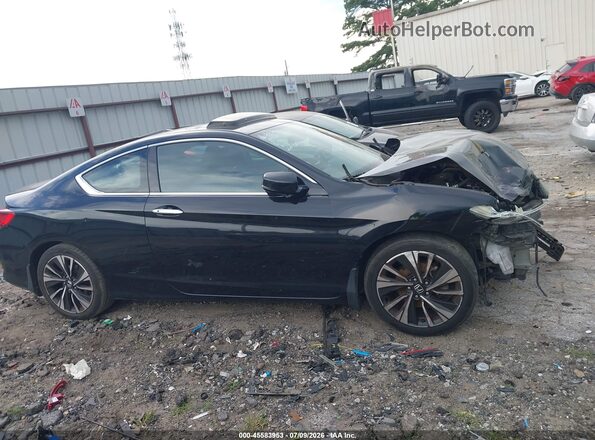 1HGCT1B73HA003096 2017 HONDA ACCORD Black Вид задньої частини салону