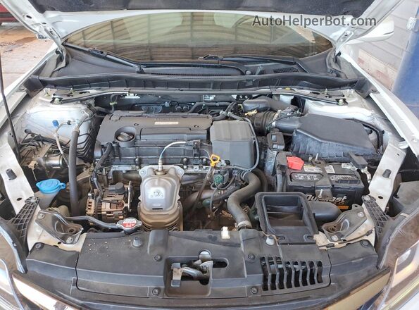 1HGCT1B83GA006488 2016 HONDA ACCORD White Widok wnętrza z tyłu