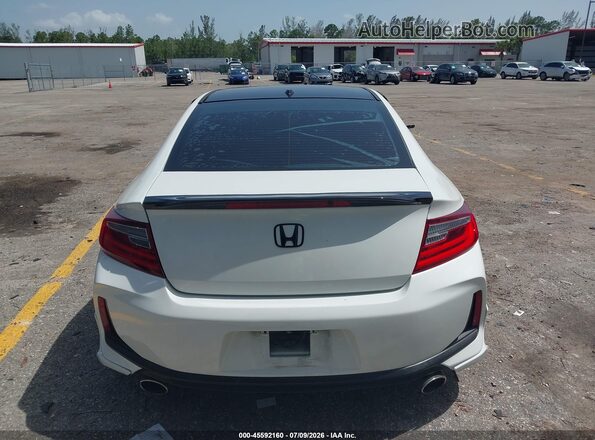 1HGCT2B82HA003329 2017 HONDA ACCORD Белый 