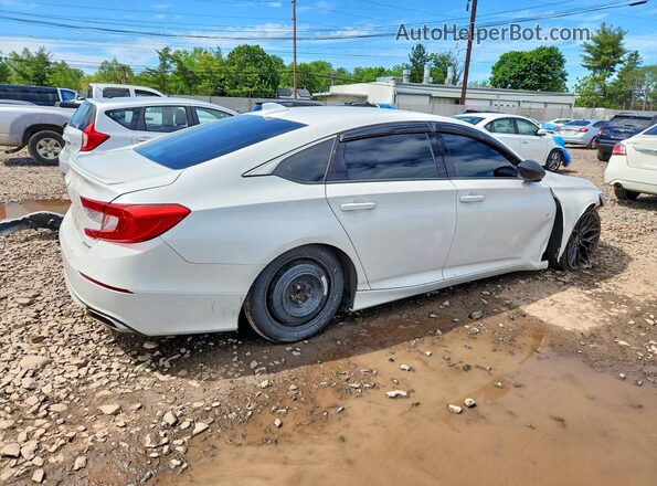 1HGCV1E34JA074252 2018 HONDA ACCORD White Հետևի աջ
