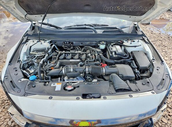 1HGCV1E34JA074252 2018 HONDA ACCORD White Սալոնի հետևի տեսք