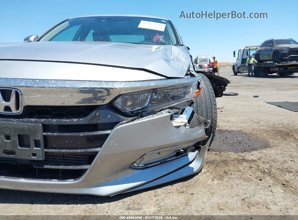 1HGCV1F10JA055176 2018 HONDA ACCORD Серебряный Вид спереди