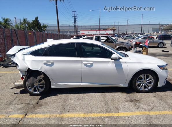 1HGCV1F10JA062886 2018 HONDA ACCORD White Սալոնի 360 աստիճան տեսք