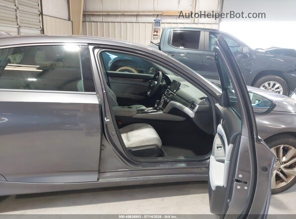 1HGCV1F10KA080628 2019 HONDA ACCORD Серый Вид салона спереди
