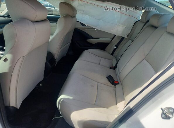 1HGCV1F11JA068292 2018 HONDA ACCORD Белый Вид задних сидений