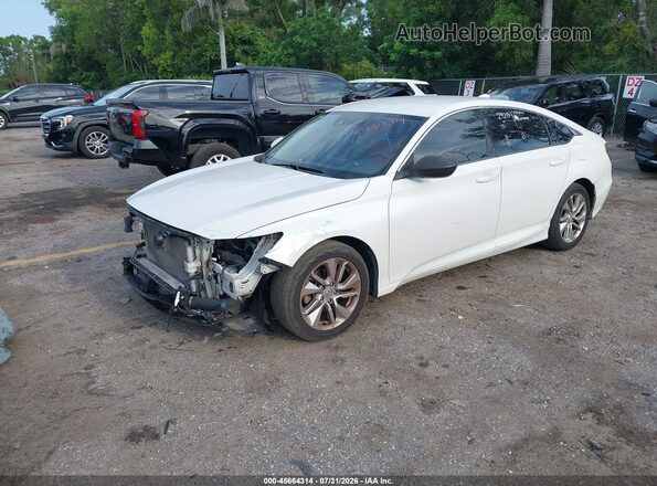1HGCV1F11JA139524 2018 HONDA ACCORD White Передня ліва чверть