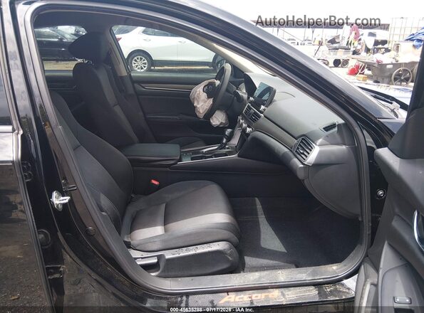 1HGCV1F11JA207255 2018 HONDA ACCORD Черный Вид салона спереди