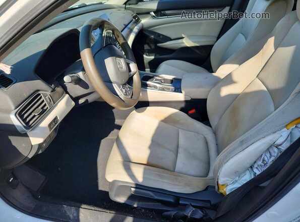 1HGCV1F11KA022950 2019 HONDA ACCORD White Սալոնի դիմացի տեսք