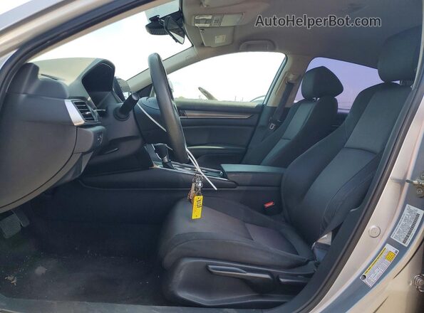 1HGCV1F11KA118660 2019 HONDA ACCORD Silver წინა სალონის ხედი