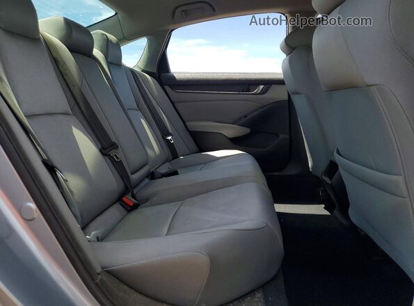 1HGCV1F11KA140447 2019 HONDA ACCORD Silver Widok tylnych siedzeń