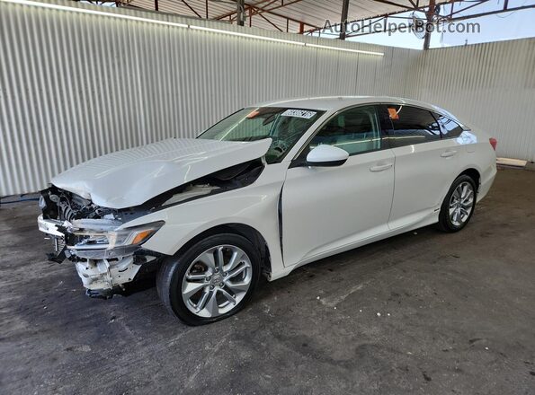1HGCV1F12JA068303 2018 HONDA ACCORD White 