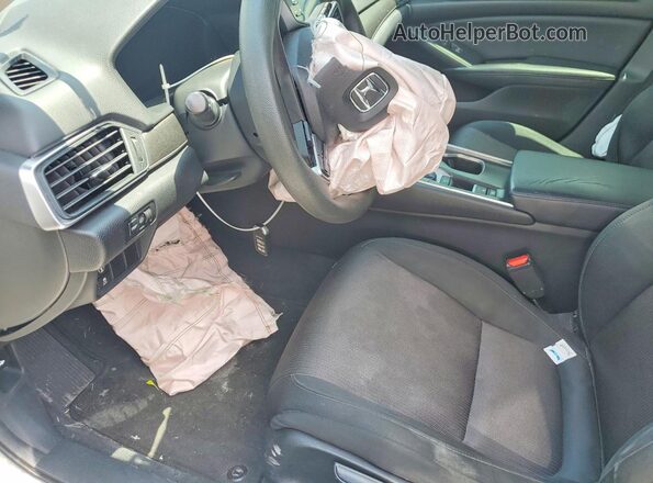 1HGCV1F12JA140455 2018 HONDA ACCORD White Front interior view