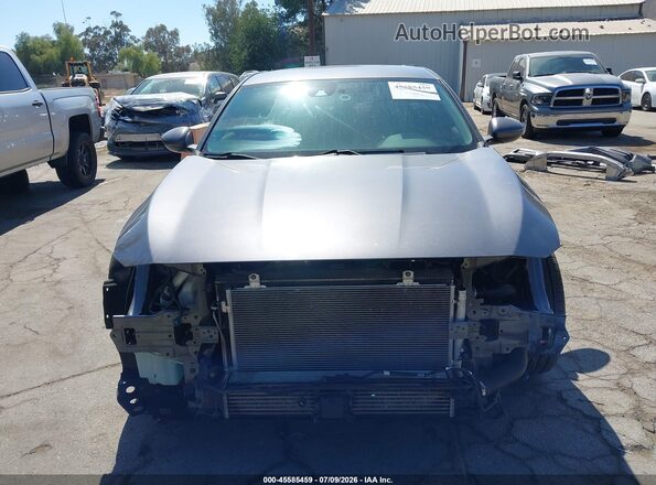 1HGCV1F12JA227935 2018 HONDA ACCORD Gray Rear interior view