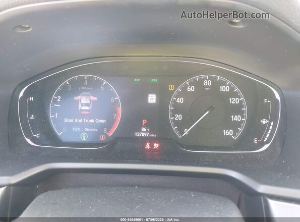 1HGCV1F13JA055091 2018 HONDA ACCORD White Widok tylnych siedzeń