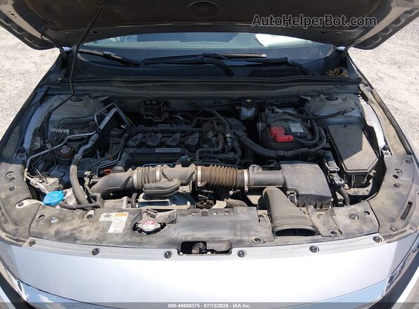 1HGCV1F13JA227846 2018 HONDA ACCORD Серебряный Вид сзади