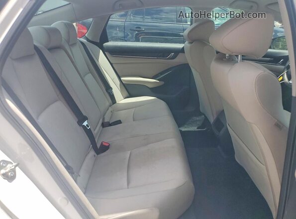 1HGCV1F13KA154222 2019 HONDA ACCORD White Vista de los asientos traseros
