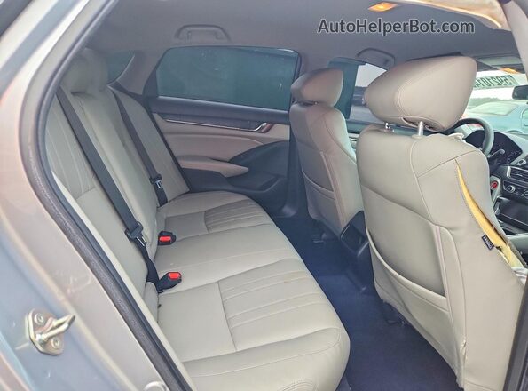 1HGCV1F14KA103036 2019 HONDA ACCORD Silver Widok tylnych siedzeń