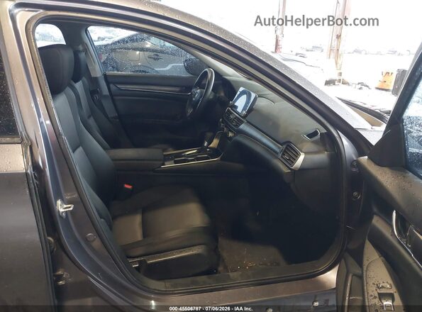 1HGCV1F15KA038746 2019 HONDA ACCORD Серый Вид салона спереди