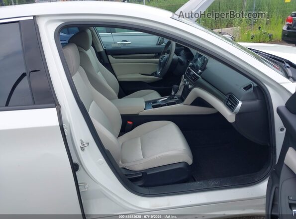 1HGCV1F15KA152911 2019 HONDA ACCORD White წინა სალონის ხედი