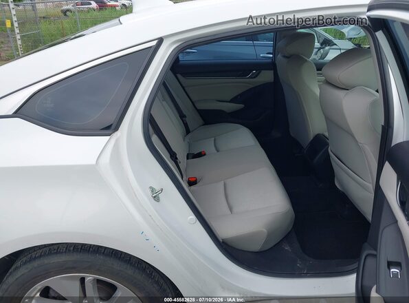 1HGCV1F15KA152911 2019 HONDA ACCORD White VIN კოდის სტიკერის ხედი