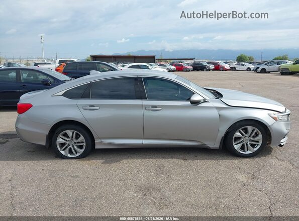 1HGCV1F16JA069020 2018 HONDA ACCORD Silver Vista interior trasera