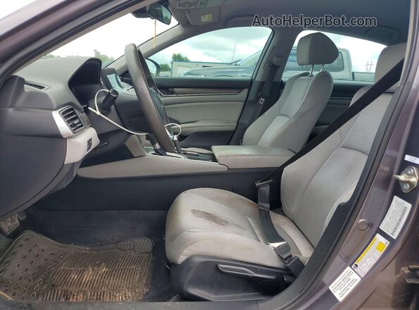 1HGCV1F17JA227901 2018 HONDA ACCORD Silver Widok wnętrza z przodu