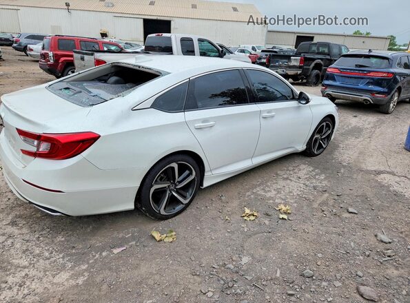 1HGCV1F17KA090976 2019 HONDA ACCORD White Rear right