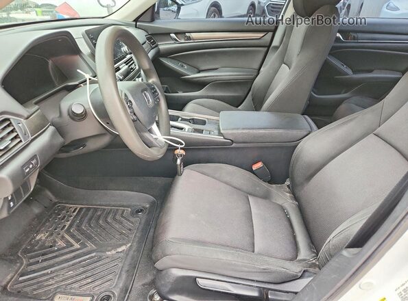 1HGCV1F17KA090976 2019 HONDA ACCORD White Front interior view
