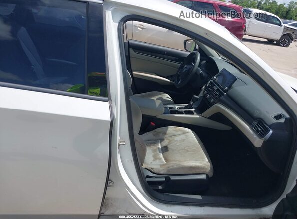 1HGCV1F17KA107257 2019 HONDA ACCORD White Вид салону спереду