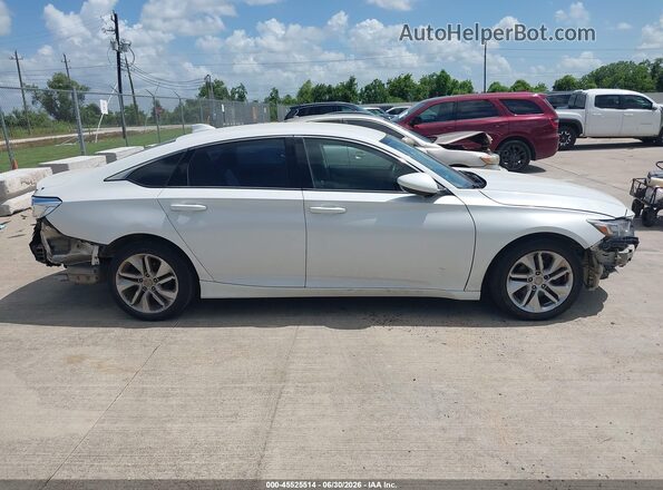1HGCV1F17KA107257 2019 HONDA ACCORD White Вид задньої частини салону