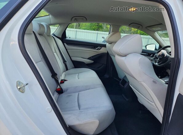 1HGCV1F17LA123668 2020 HONDA ACCORD White Vista de los asientos traseros
