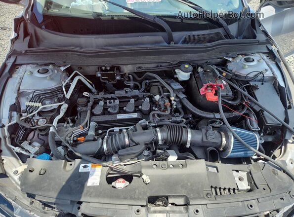 1HGCV1F19JA123152 2018 HONDA ACCORD Silver უკანა სალონის ხედი