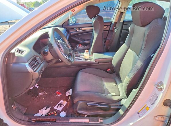 1HGCV1F19JA152800 2018 HONDA ACCORD Белый Вид салона спереди