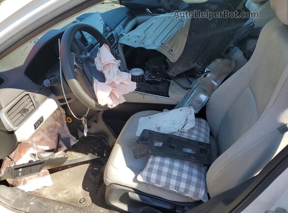 1HGCV1F19JA209237 2018 HONDA ACCORD White Вид салону спереду