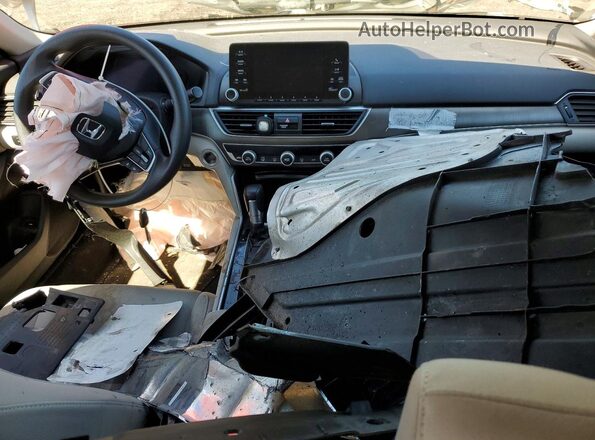 1HGCV1F19JA209237 2018 HONDA ACCORD White Вид панелі приладів